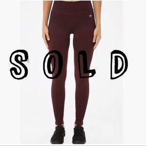 New w/ tags mid rise workout pants